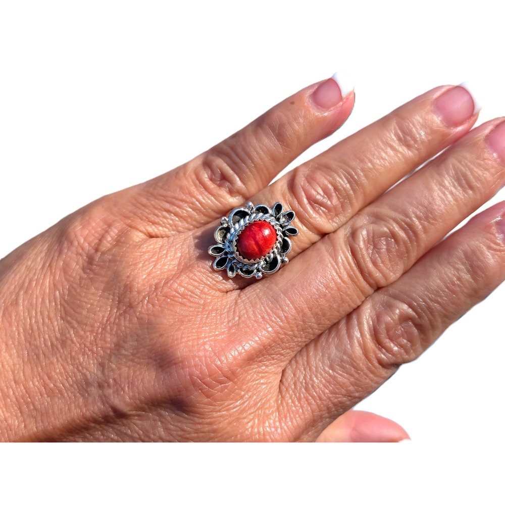 Navajo Red Spiny Oyster Stone Ring Handcrafted Native Am Jewelry Size 7.5US** - Picture 5 of 9